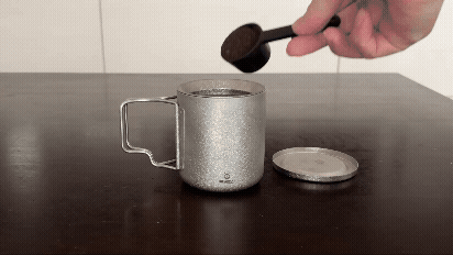 結晶化チタン 茶漉し付き ダブルウォールマグ 300ml – SilverAnt