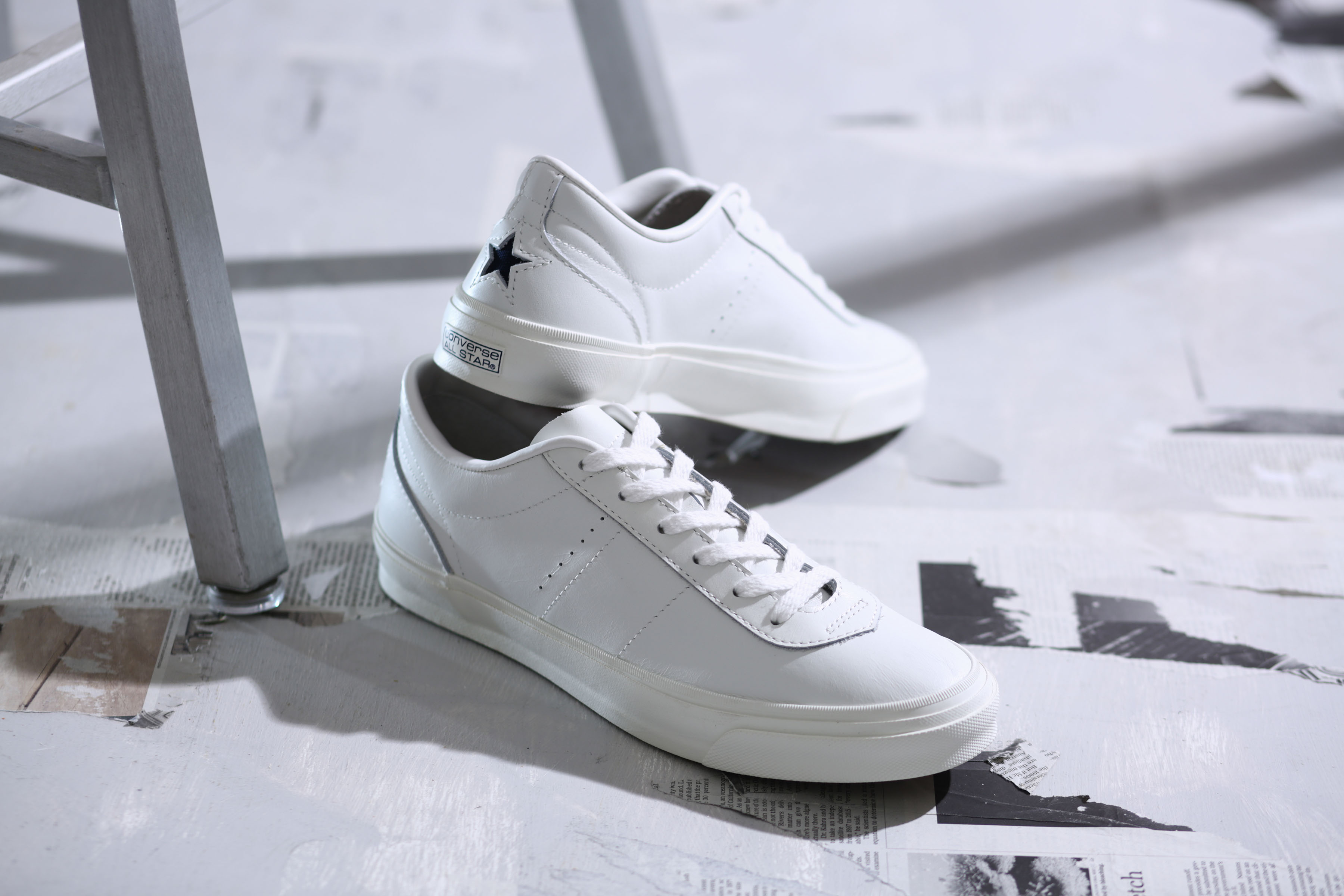 コンバース」初のレザーテニスシューズがMADE IN JAPANで復刻 | some(z)up