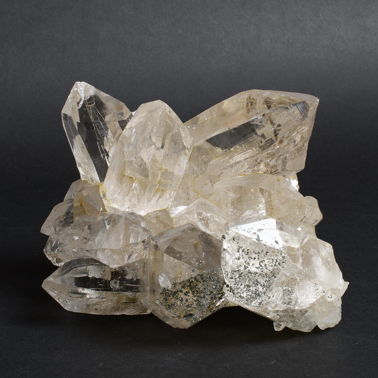 ヒマラヤ ガネーシュヒマール産 水晶クラスター_879g