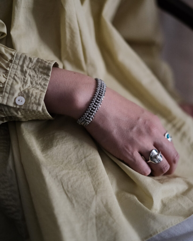 いよいよ8/29(金)スタートです。Sara Finchley “Silver Misanga” Order