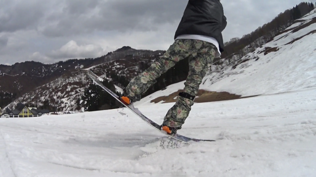 ノーリー360】グラトリ初心者は必見！スノーボード技 – SNOWBOARD NEXT