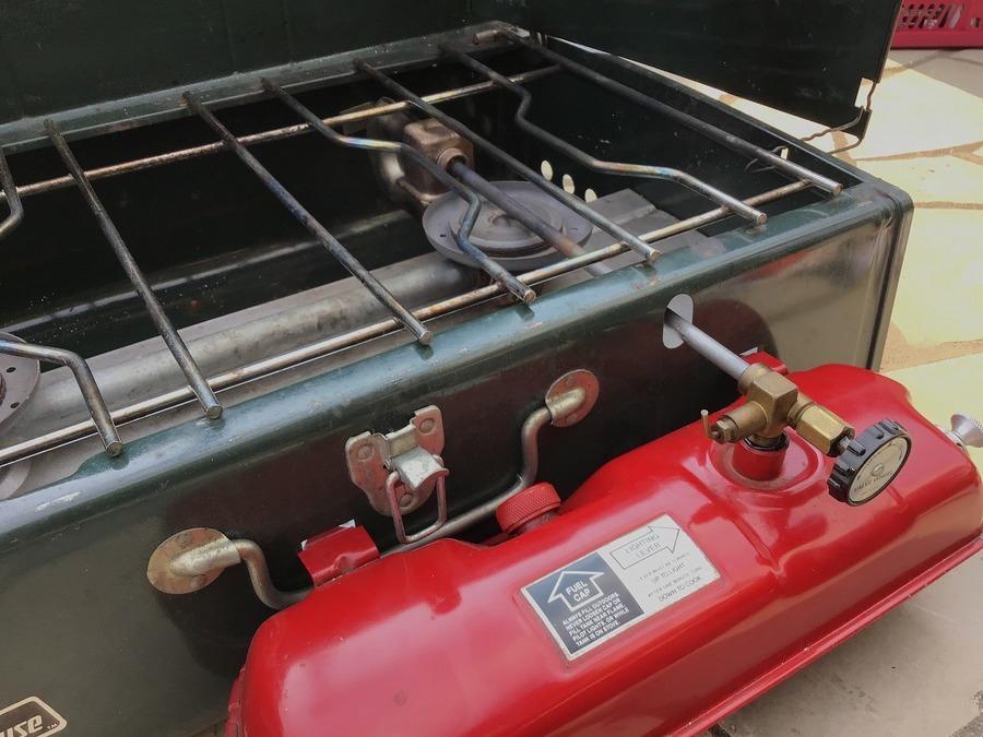 原点に帰ろう！今だからこそColeman(コールマン) ガソリン2バーナーの