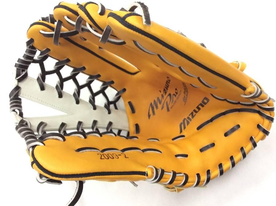 非売品 グローブ 高橋由伸 ジャイアンツ 手型・直筆サイン入り FORGAD