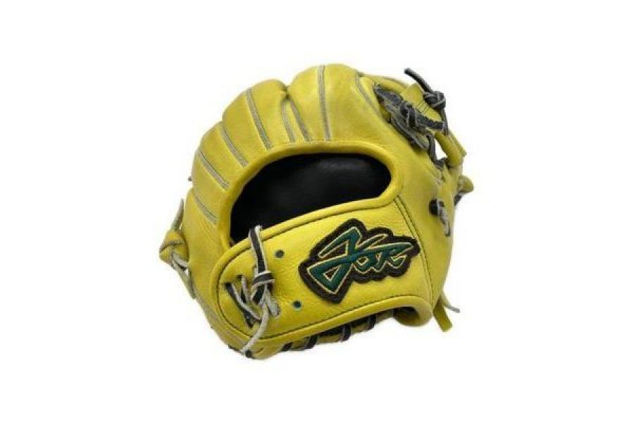 目指せ守備職人！内野愛が溢れるYELL STORYのグローブ[2022.03.26発行