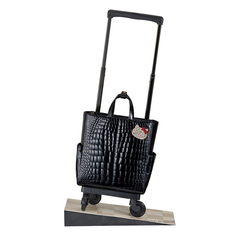 SWANY公式 D-355 ハローキティ 45th クロコダイル×スワロフスキー