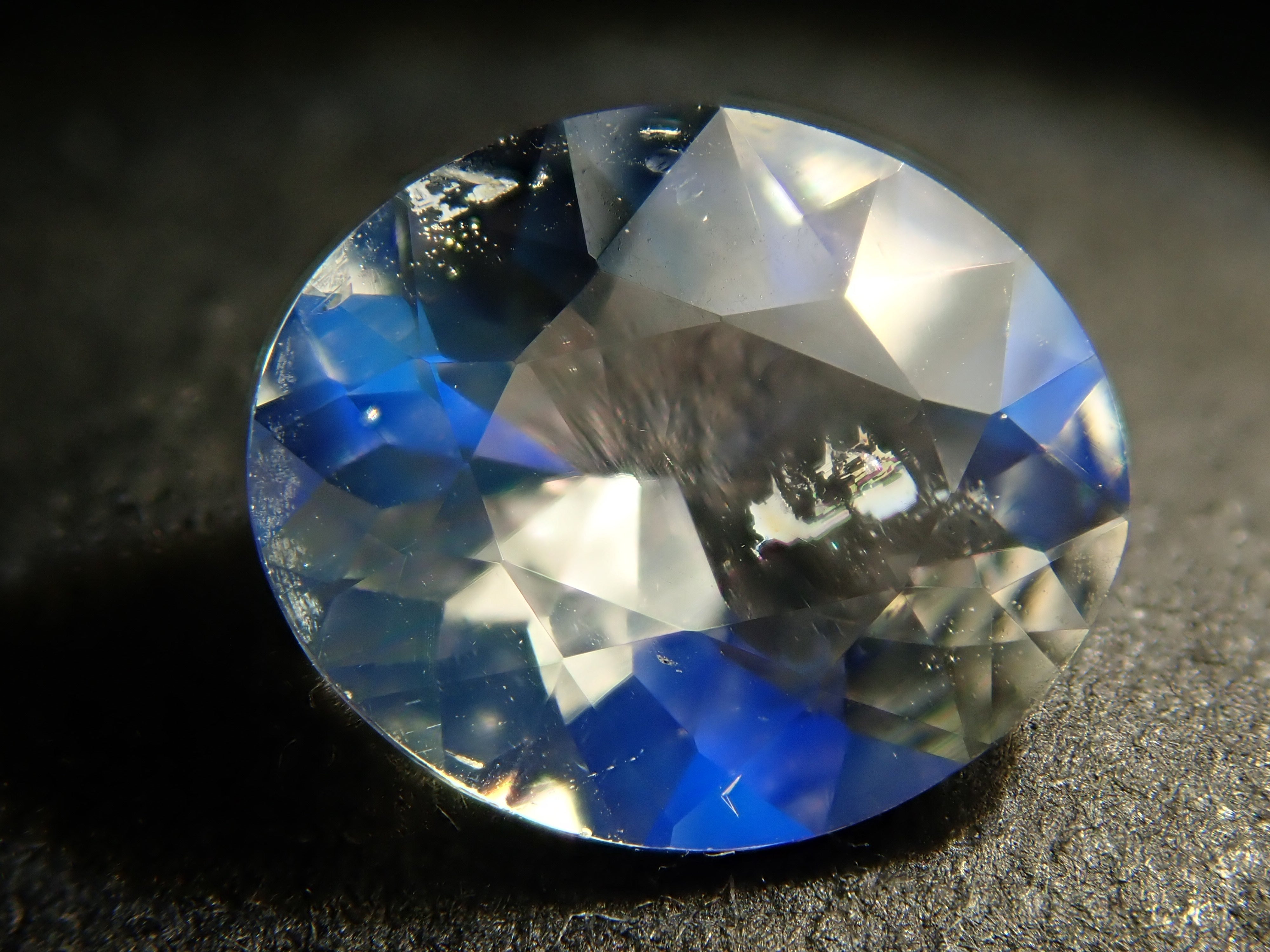 ⓵ラブラドライト 月 星 ラブラドライト35㎜ – 天然石屋 優月堂