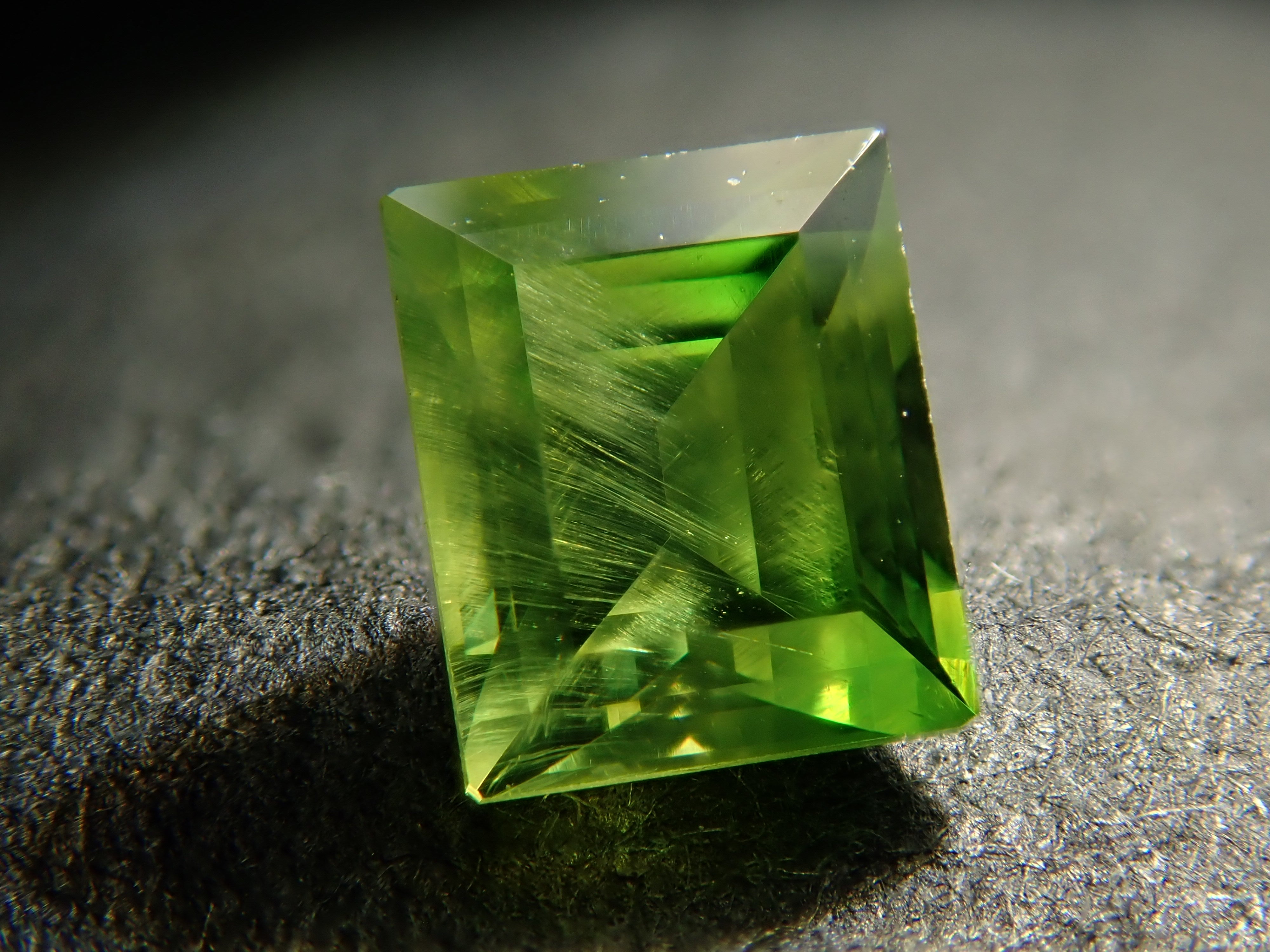 40年代位前のブラジル産メノー 円周14センチ～13センチ 厚さ7ミリ未満