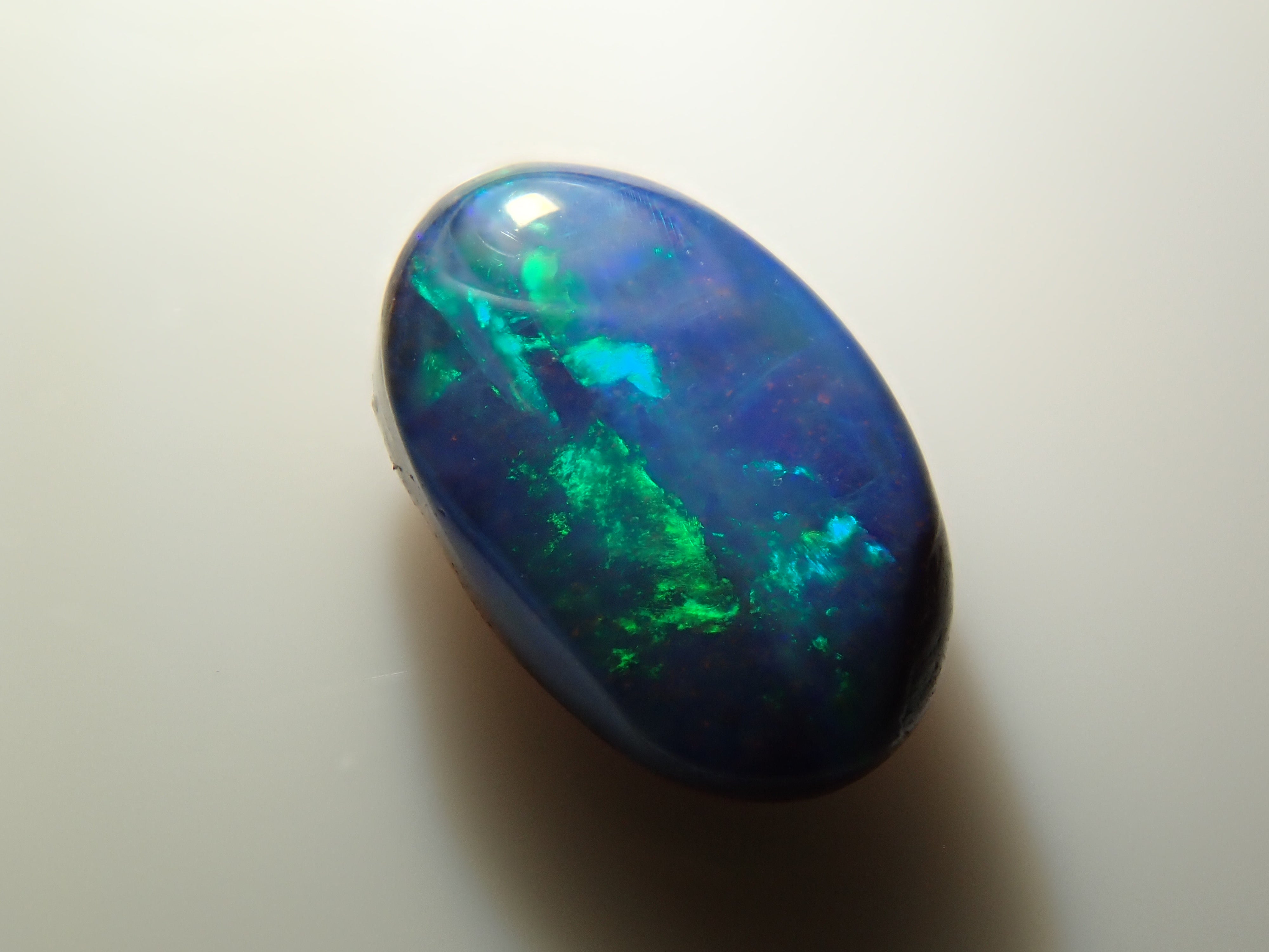 ブラックオパール 0.357ctルース