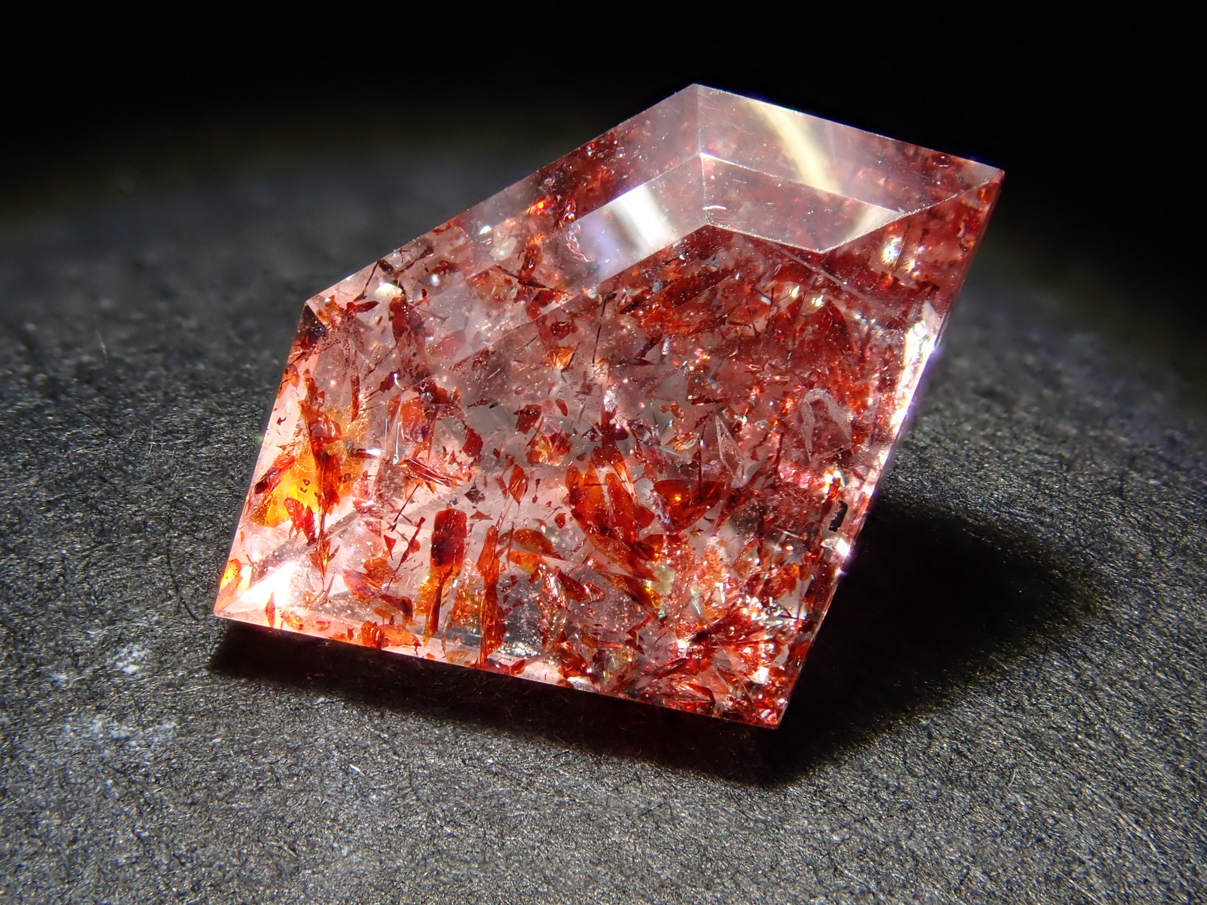 ダブルターミネーター（レピドクロサイトインクォーツ）