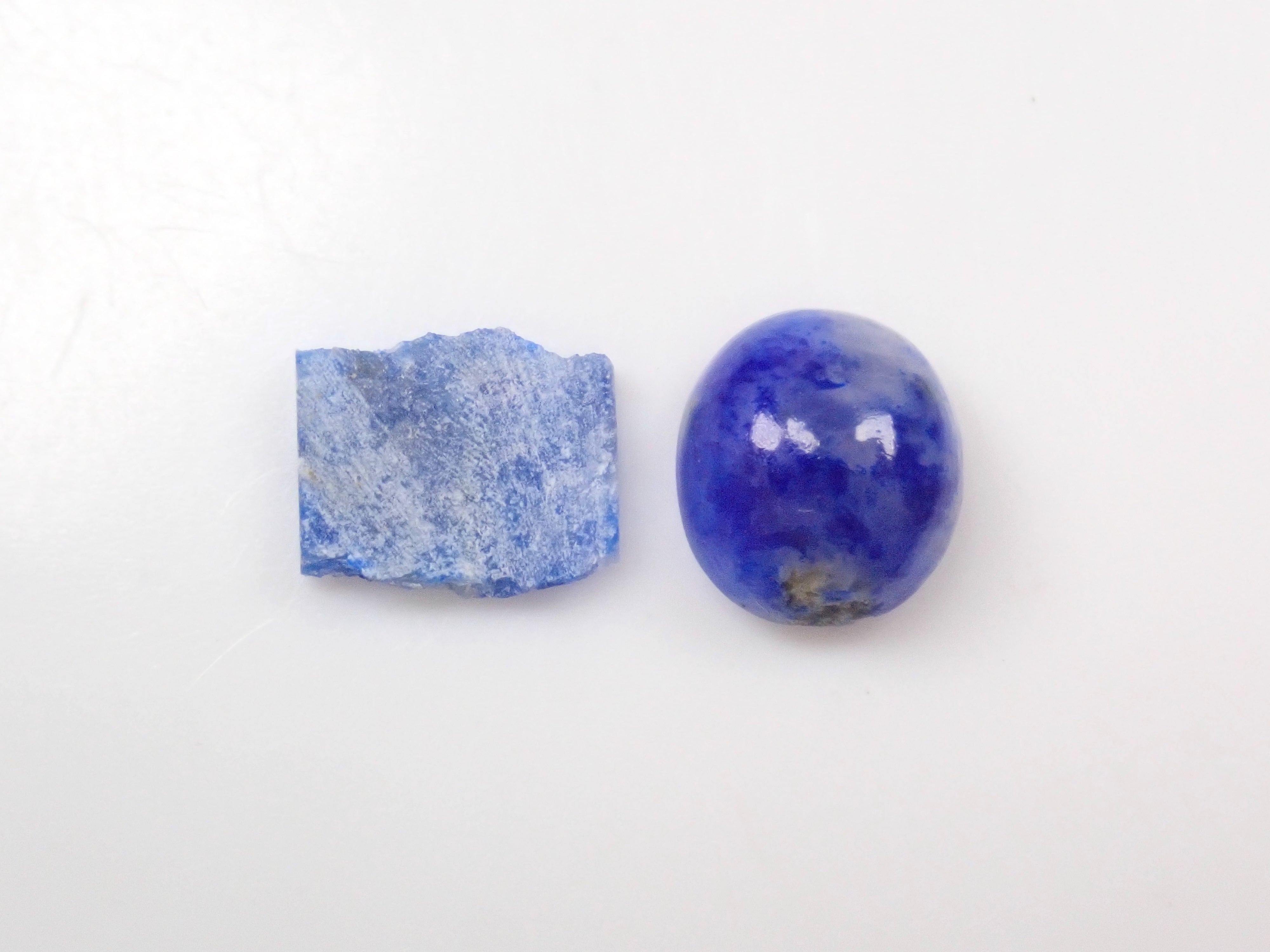 何が届くかお楽しみ！原石＆ルース2石セットガチャ〈レアストーンあり