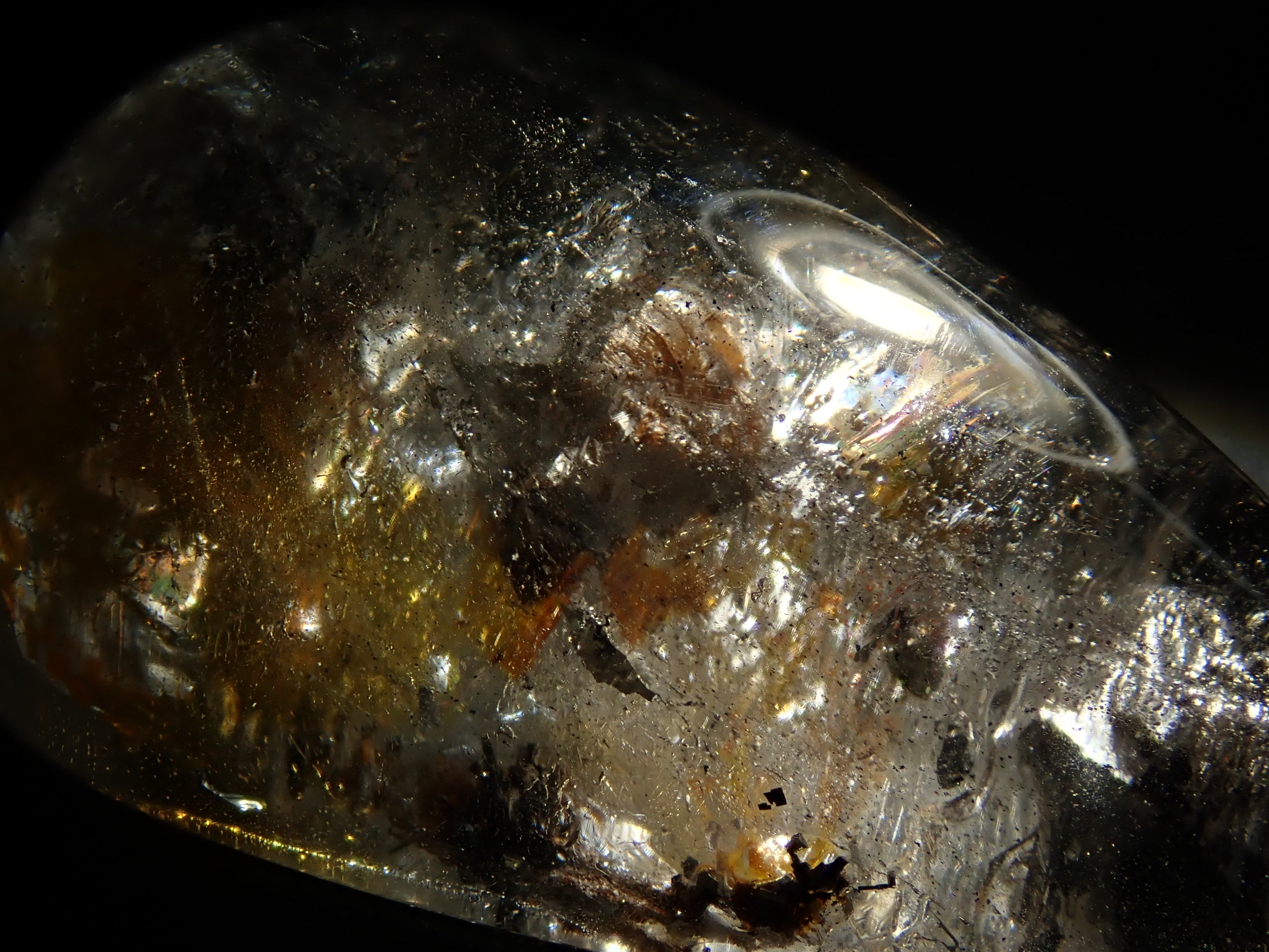 1/28 22時販売】ブラジル産パイライトインクォーツ 34.864ctルース