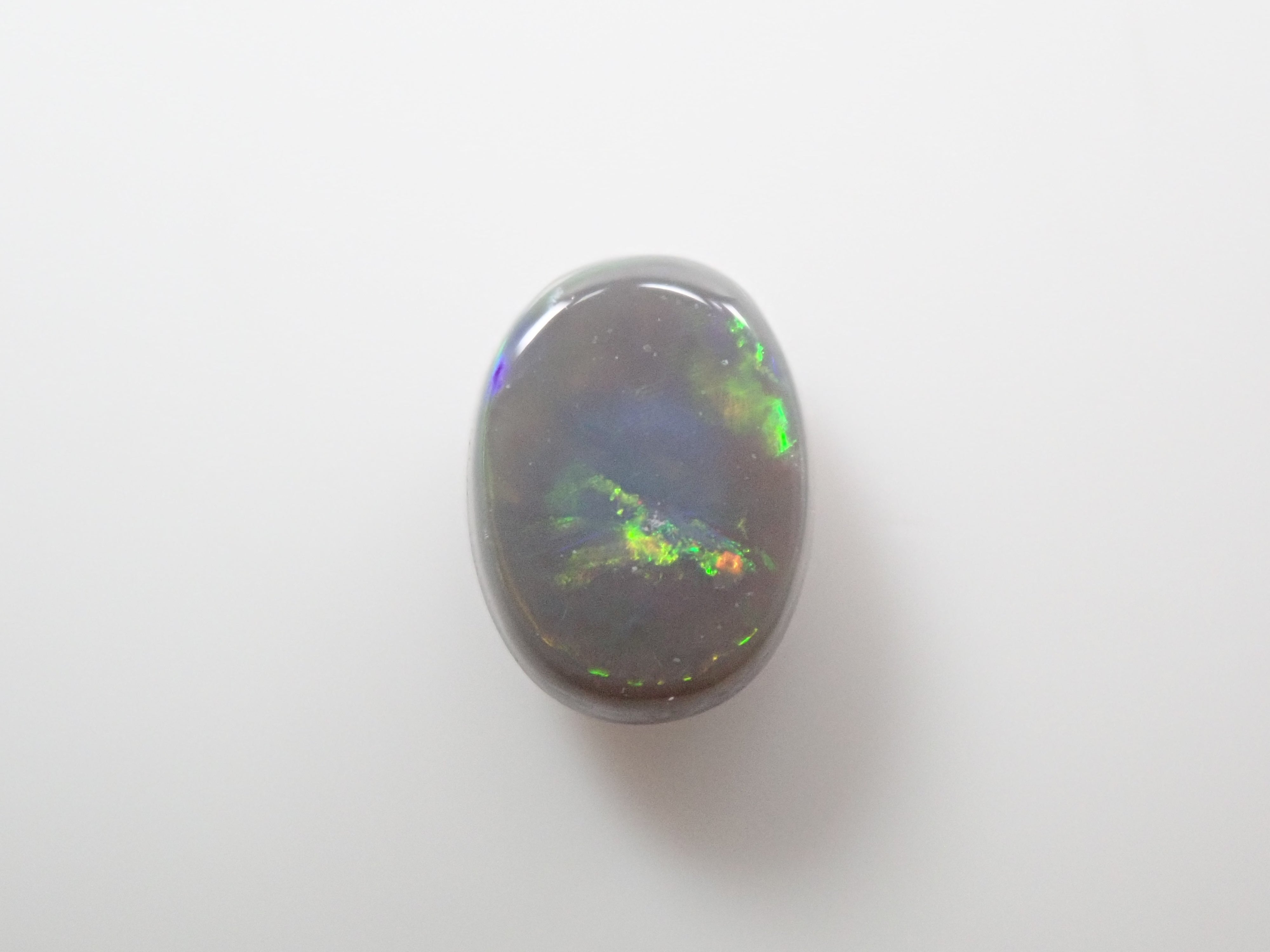 ブラックオパール 0.310ctルース