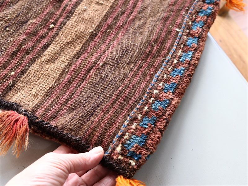 キリムスタイル / 塩袋 ソルトバッグ(ナマクダン) 44×33cm 青いサソリ