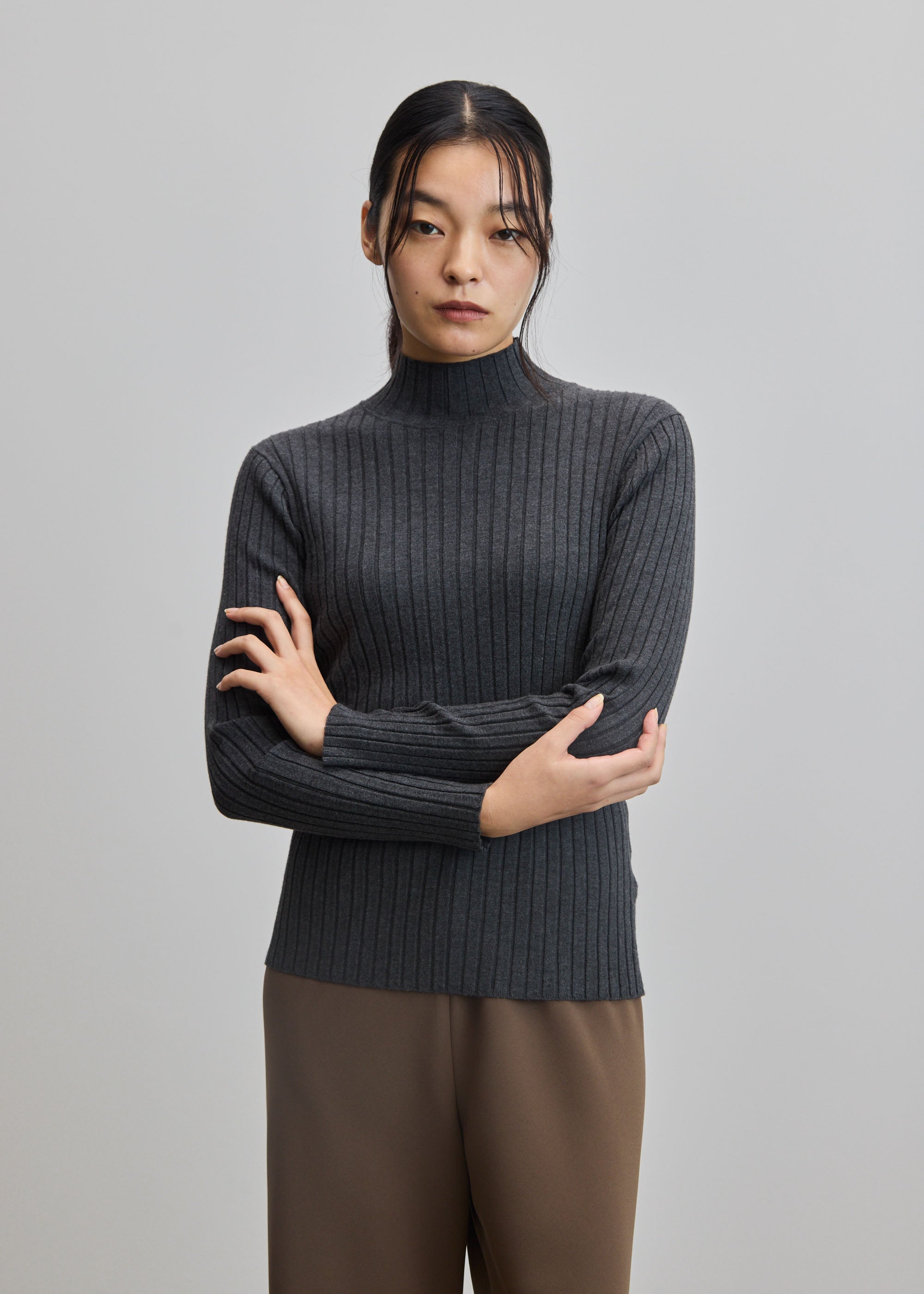 ワイドリブタートルネックニット - SOÉJU online store｜上質な大人の