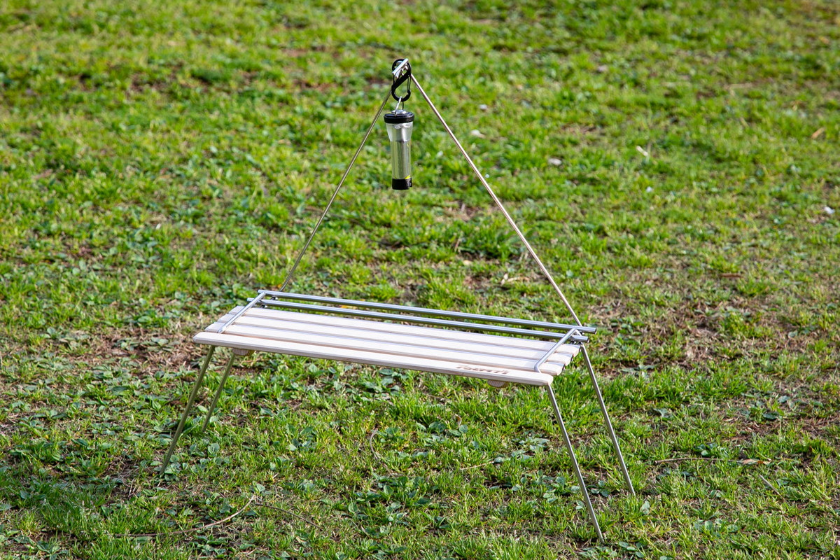 ソロキャンプのお供にピッタリな最新ミニテーブル3選 | GoodsPress Web