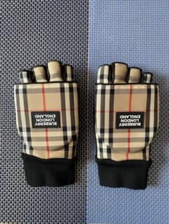 Burberry Londonチェック柄 2wayグローブ - メルカリ