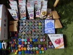 週末特価 ベイブレードX 68点＋αまとめ売り(引退品)レアベイ4点有り