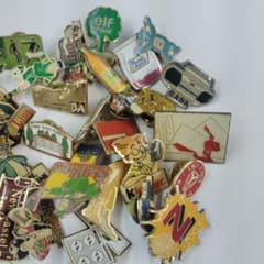 S98 30個 フランス ピンバッジ 大量 まとめ売り まとめて セット 卸売