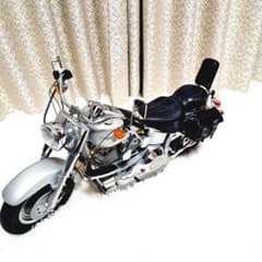 ディアゴスティーニ ハーレーダビッドソン ファットボーイ 1/4スケール