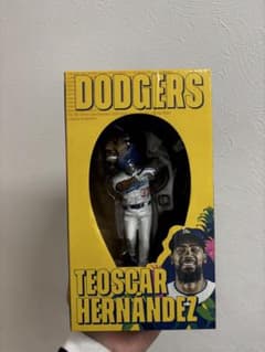 テオスカー・ヘルナンデス ボブルヘッドフィギュア - メルカリ