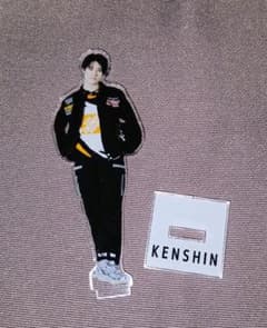 上村謙信 KENSHIN アクリルスタンド - メルカリ