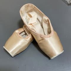 バレエ フリード トウシューズ 4 V X X チャコット - メルカリ