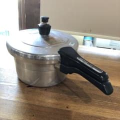 ムスイ圧力鍋 T-400 中型 4.0ℓ アルミ圧力鍋 安全機能付き - メルカリ