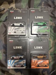 MiNiGT LBWORKS Nissan GT-R 4台セット - メルカリ