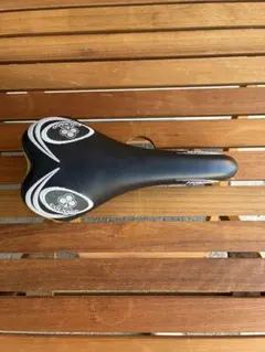 2026年最新】colnago サドルの人気アイテム - メルカリ