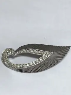 2026年最新】ドーラン ブローチの人気アイテム - メルカリ