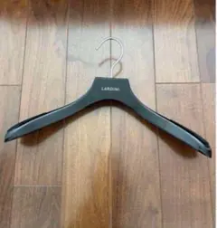 2026年最新】lardini ハンガーの人気アイテム - メルカリ