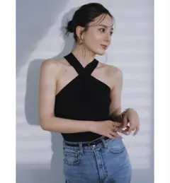 2026年最新】ツイストホルターネックニットトップスの人気アイテム