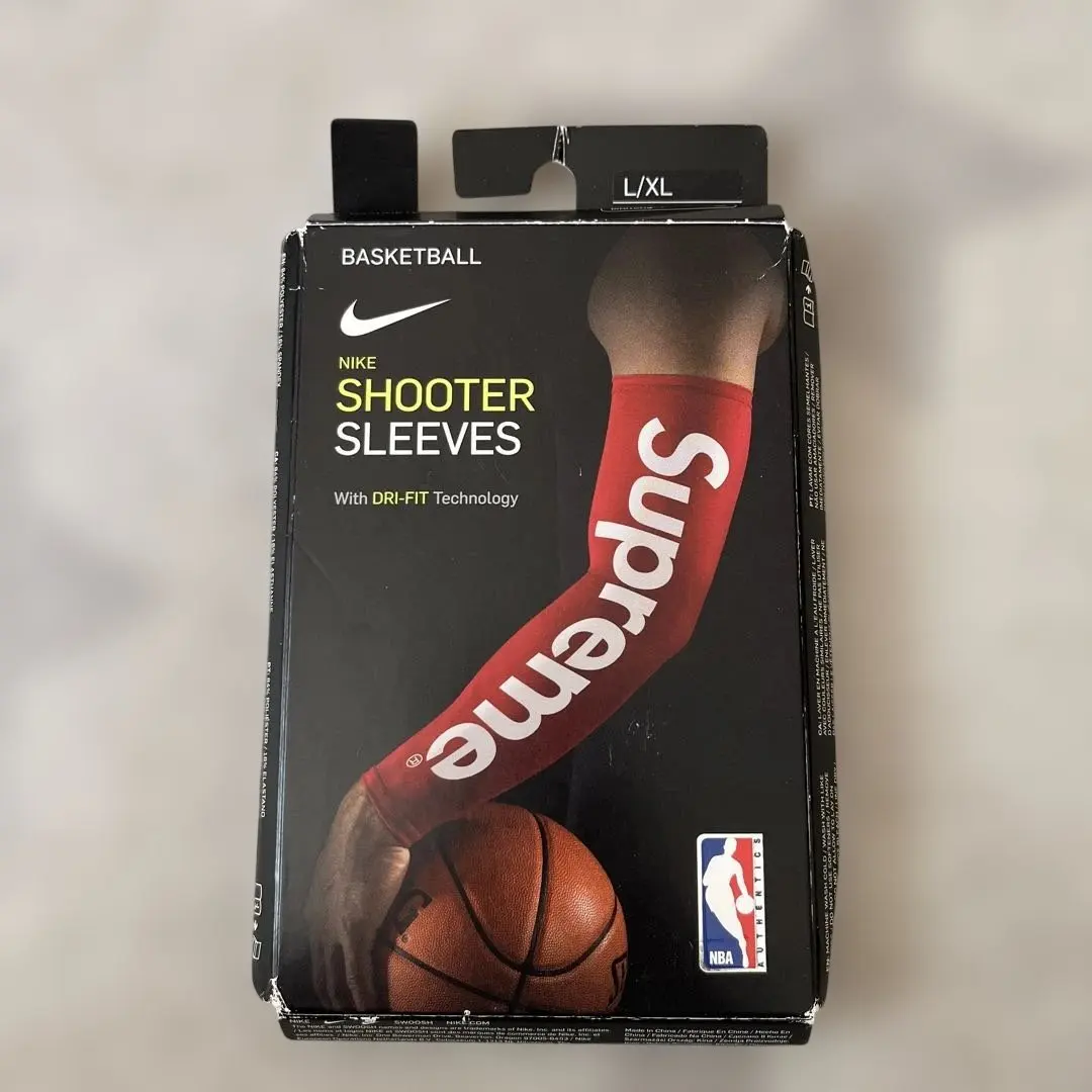 2026年最新】supremeアームカバーの人気アイテム - メルカリ