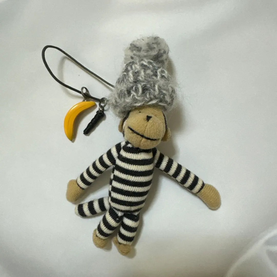 2026年最新】ua モンキーストラップの人気アイテム - メルカリ