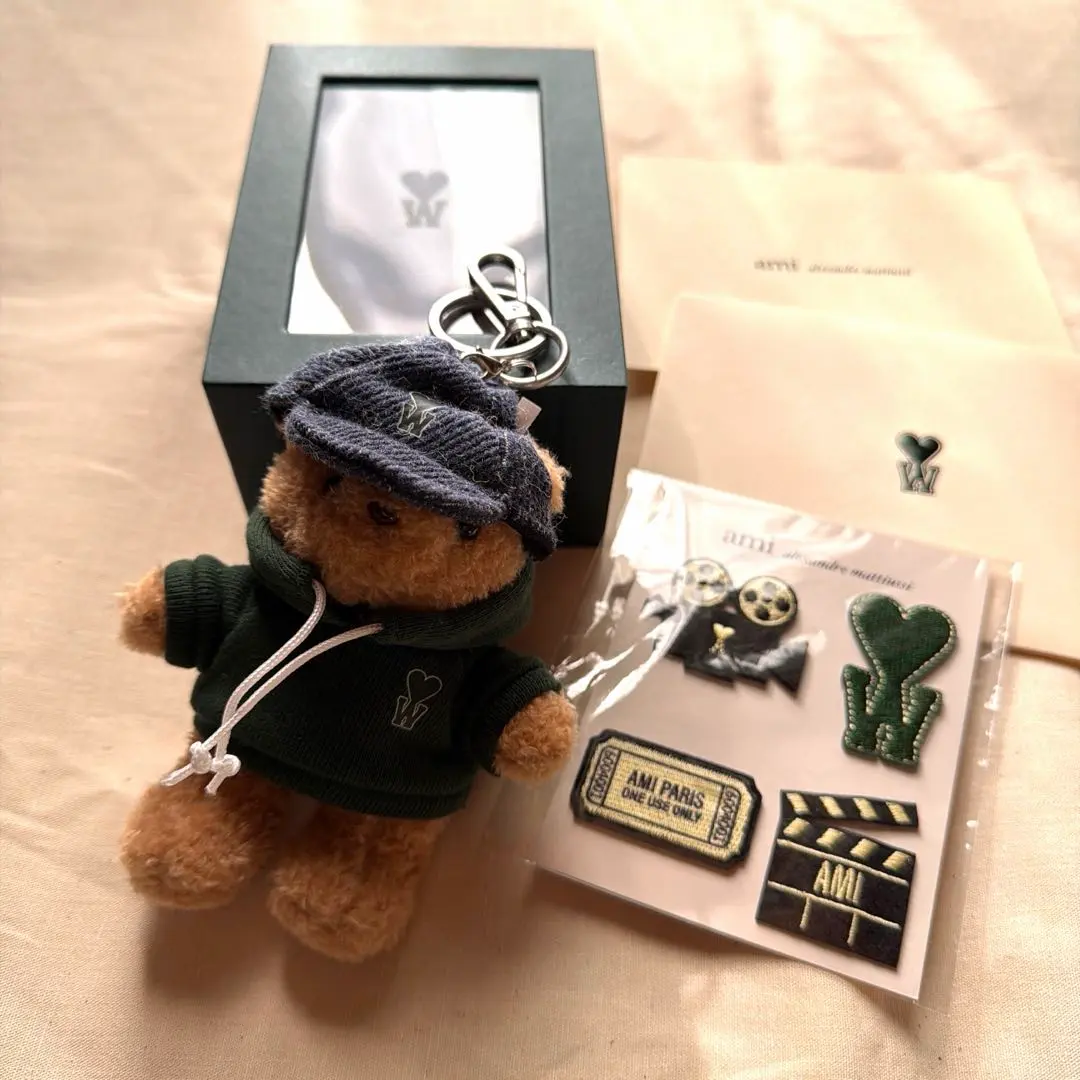 2026年最新】ウシク amiの人気アイテム - メルカリ