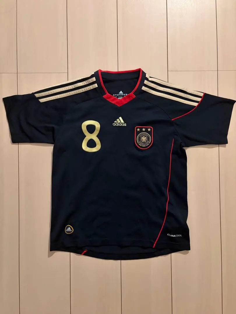 2026年最新】ドイツ代表 ユニフォーム エジルの人気アイテム - メルカリ