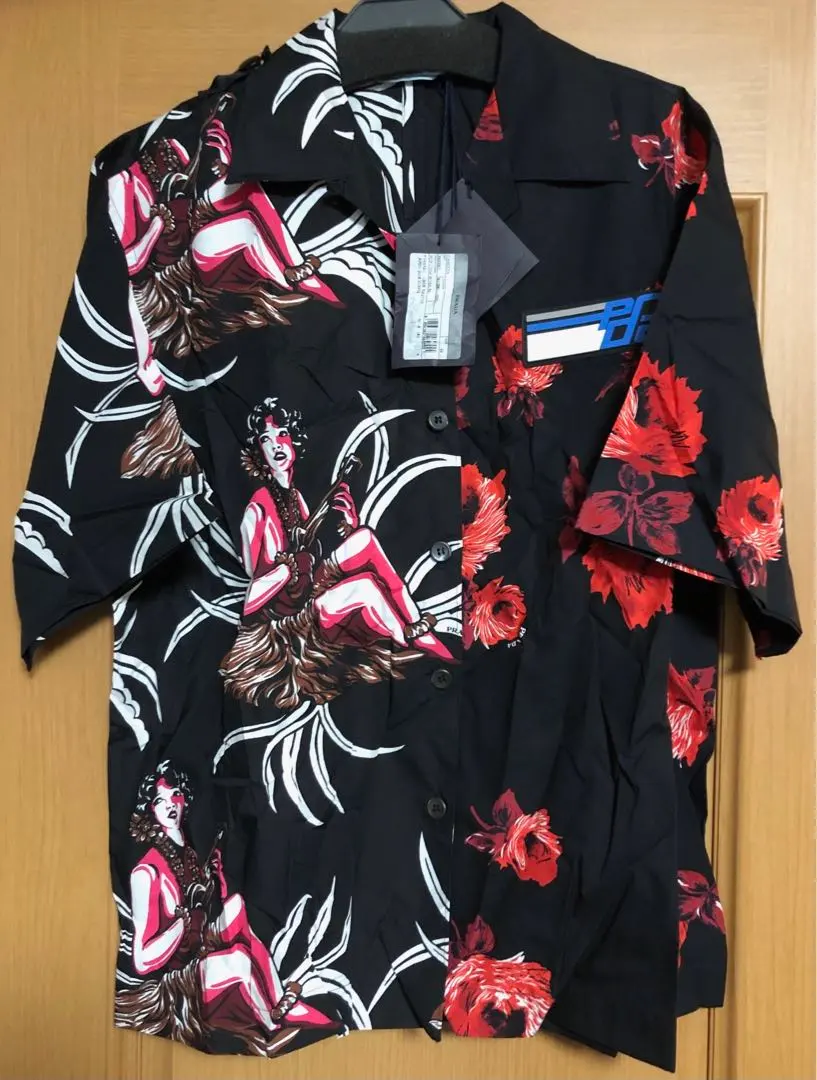 2026年最新】prada アロハの人気アイテム - メルカリ