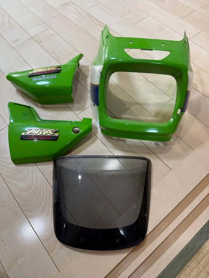 2026年最新】zrx1200r タンクの人気アイテム - メルカリ