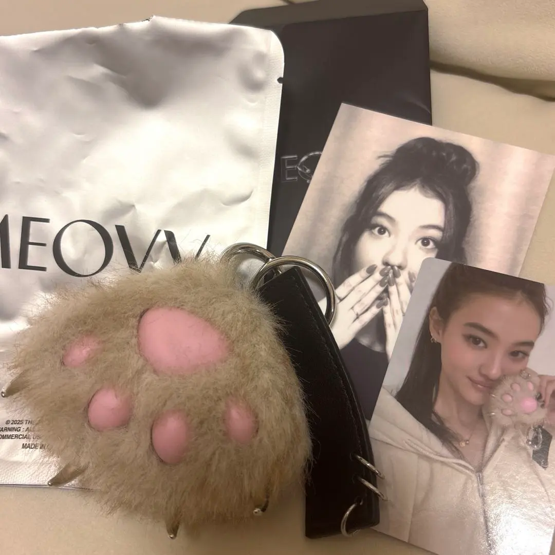 2026年最新】meovv キーリングの人気アイテム - メルカリ