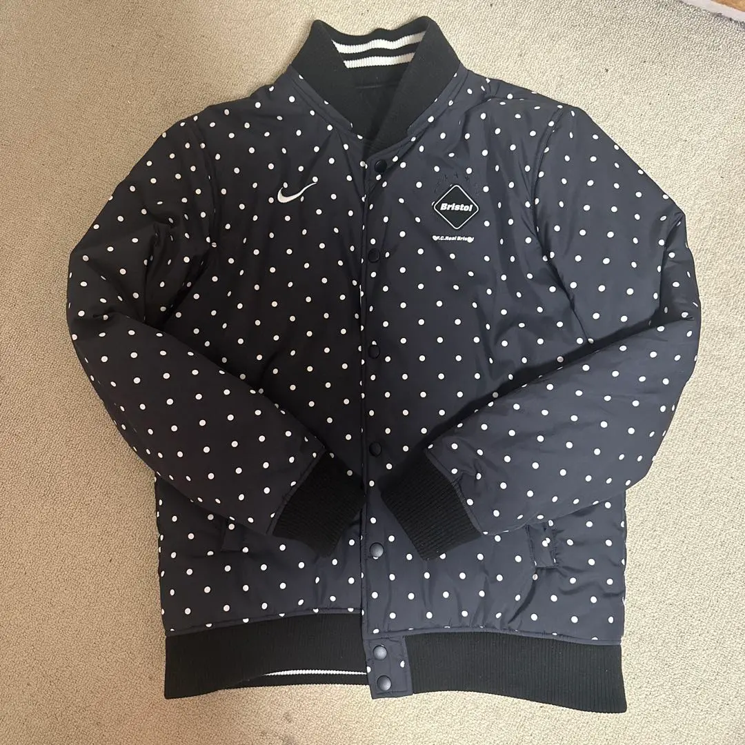 2026年最新】nike fcrb スタジャンの人気アイテム - メルカリ