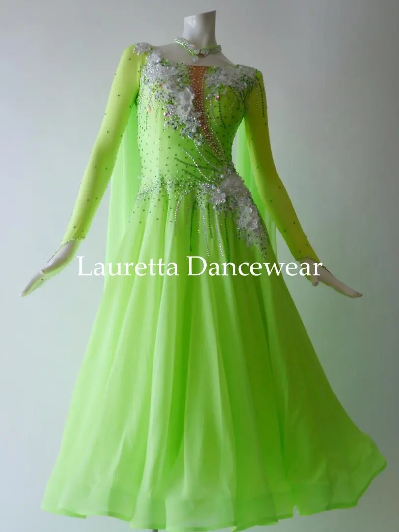 2026年最新】ラウレッタの人気アイテム - メルカリ