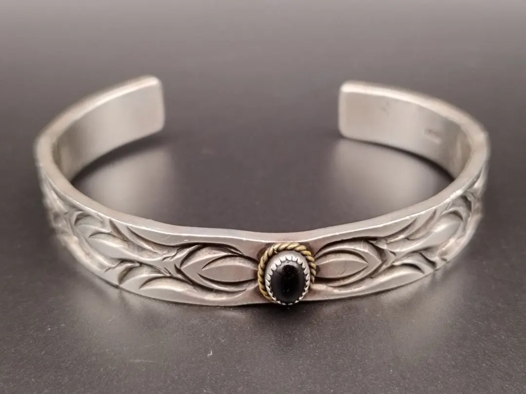 2026年最新】Big Hand バングル・リストバンドの人気アイテム - メルカリ