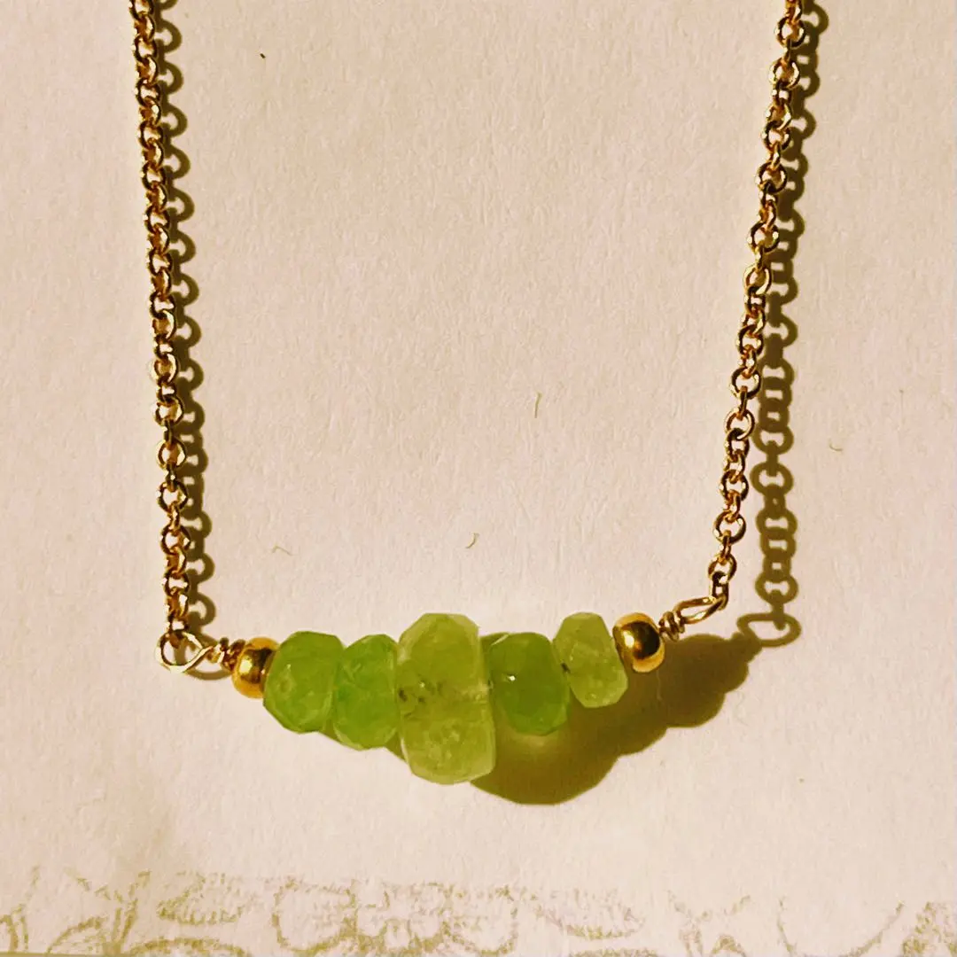 2026年最新】コロンビアエメラルドブレスレットの人気アイテム - メルカリ