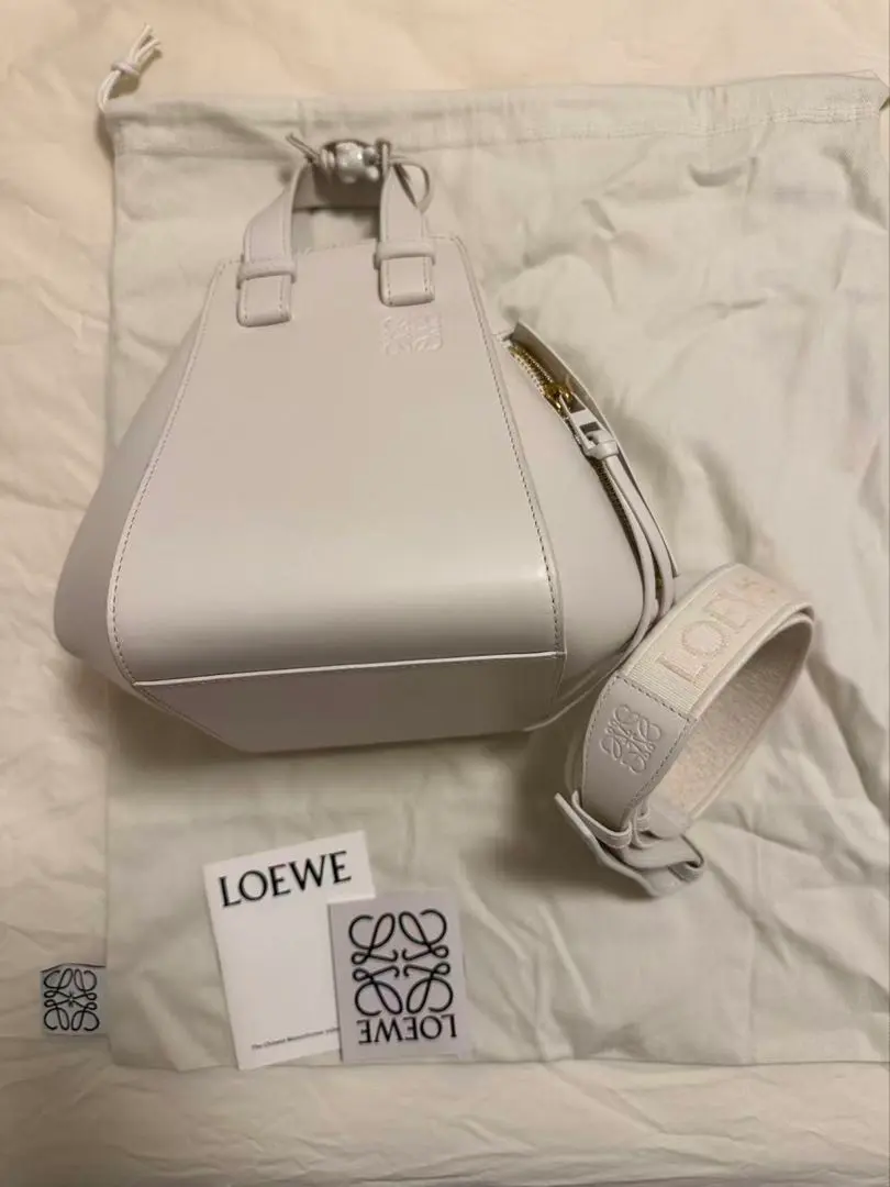 2026年最新】ロエベ うさぎ チャームの人気アイテム - メルカリ