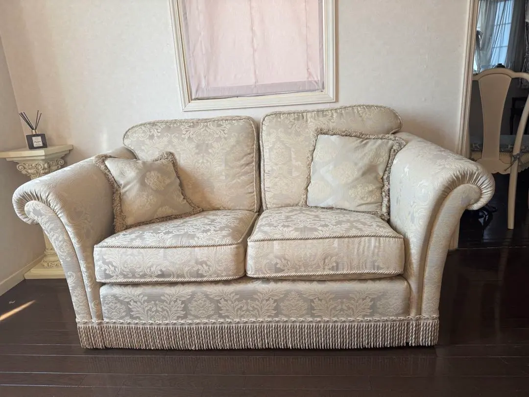 2026年最新】ローラアシュレイ ソファの人気アイテム - メルカリ