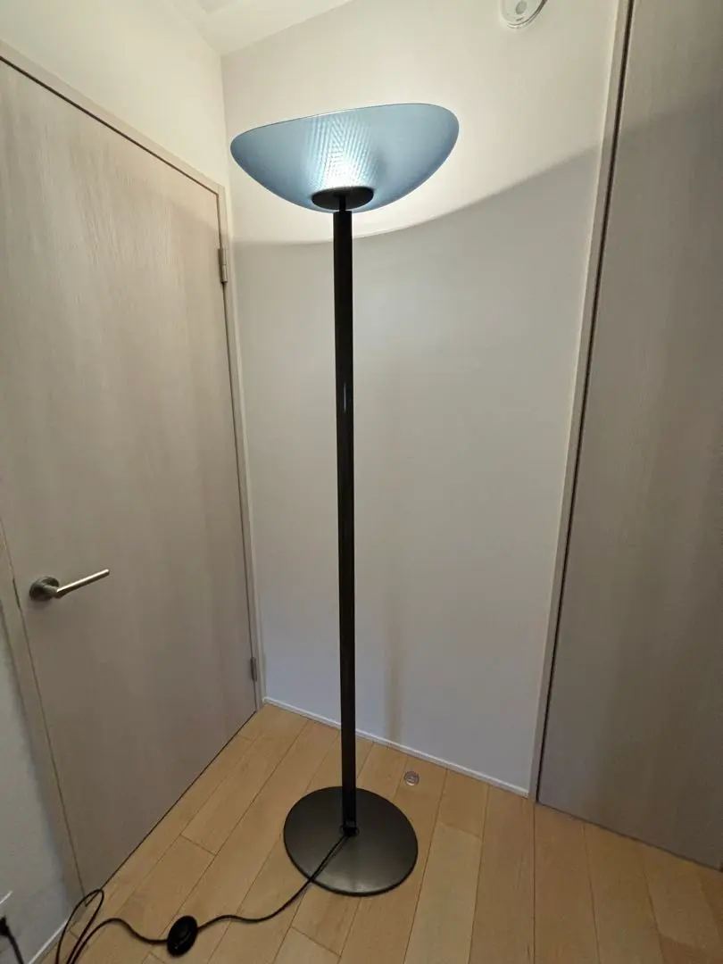 2026年最新】Artemide フロアスタンドの人気アイテム - メルカリ