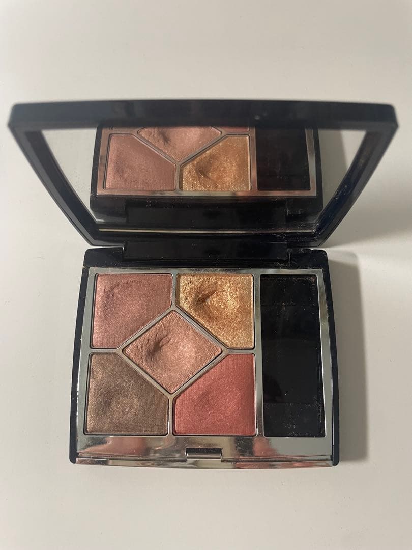 CHANEL、DIORデパコス等まとめ売り