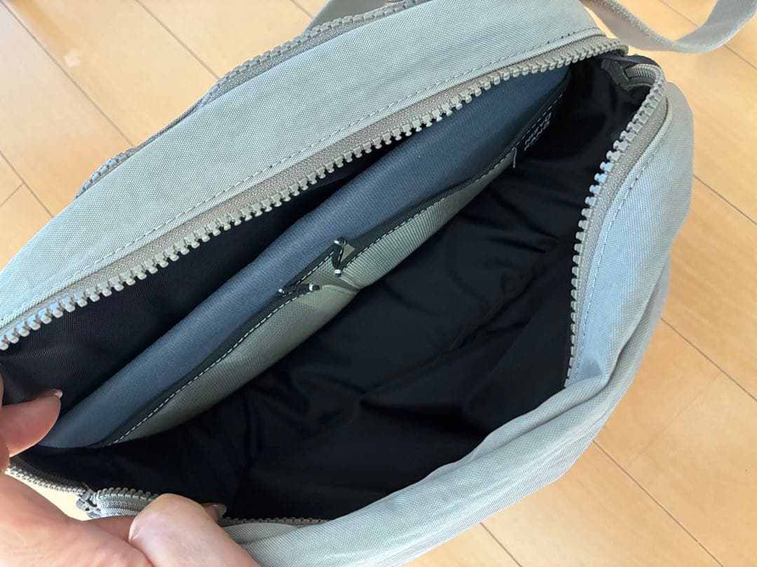 にじゅうかのうボディバッグM