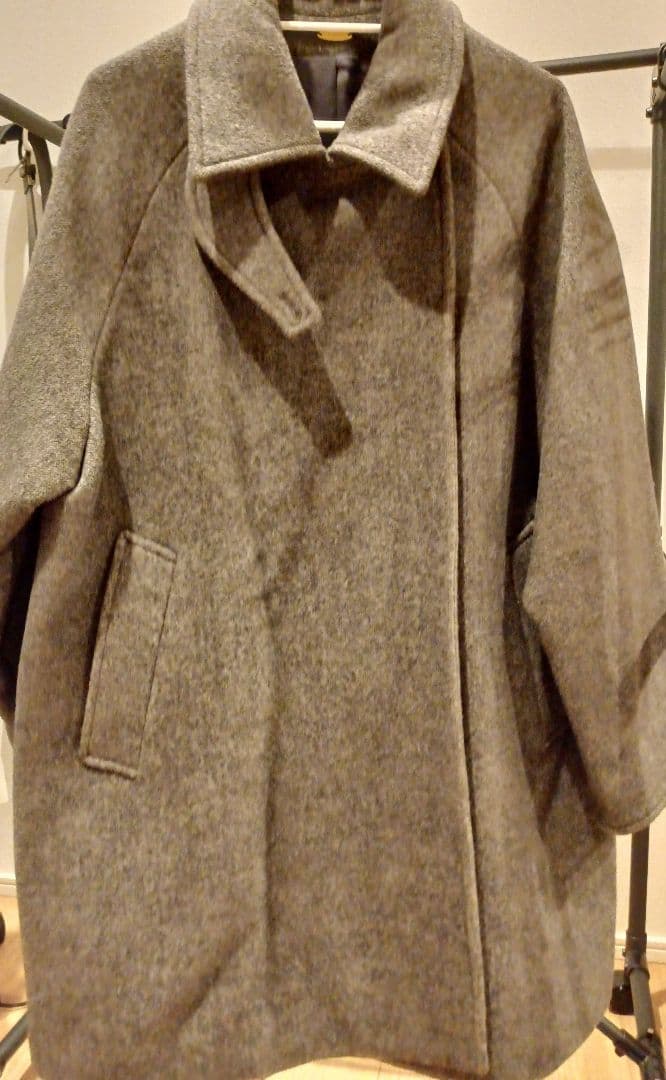 ドゥズィエムクラスビィクトリアナローハーフコート