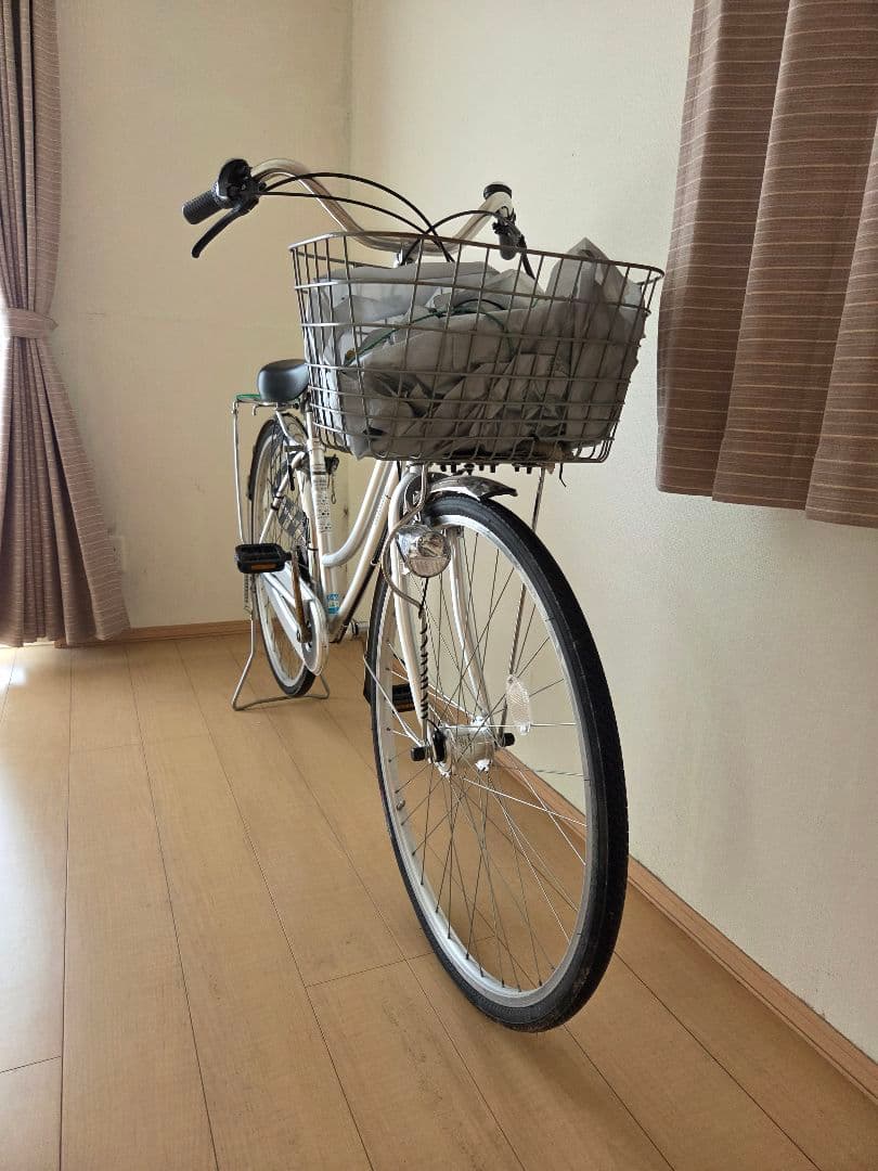 引取限定】シルバーシティサイクル 前バスケット付き26型